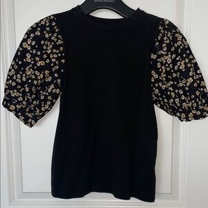 Who What Wear Black Top with Puff Floral Sleeves